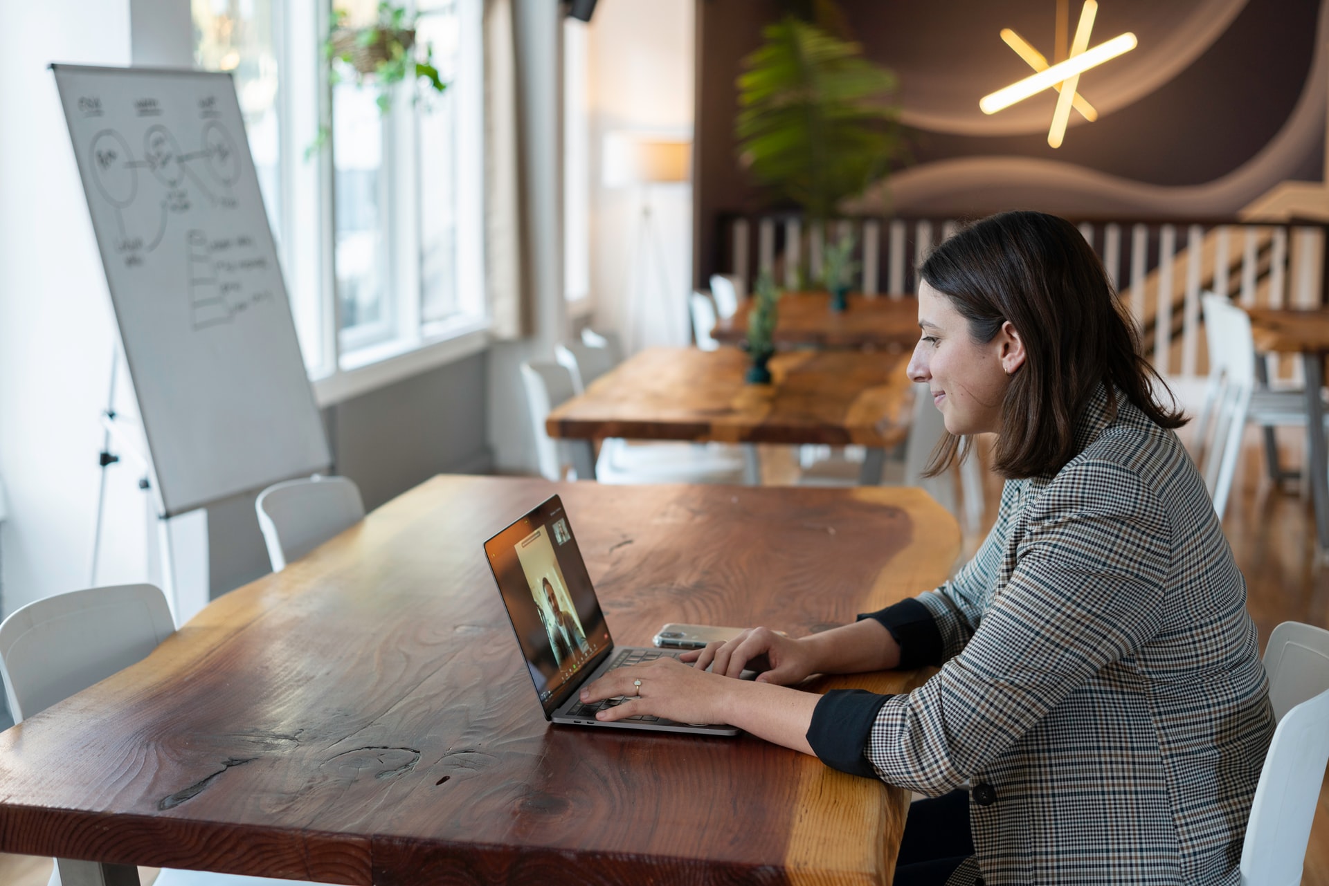 Online Coaching Marketplace: How to Find the Right Platform to Grow Your Coaching Practice